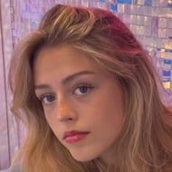 Frida Seemann, 20 (TikTok Star)