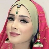 Froggy, 29 (Instagram Star)