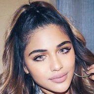 Gabriela Bandy, 31 (Instagram Star)