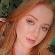 Gabriela Boing, 30 (Instagram Star)