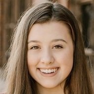 Gabrielle Weiss, 19 (YouTube Star)