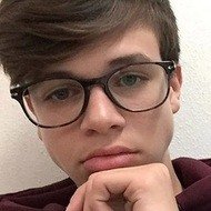 Gage Parris, 23 (Estrella de Instagram)