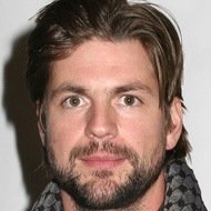 Gale Harold, 56 (电视演员)