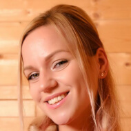 Gamazda, 34 (钢琴家)