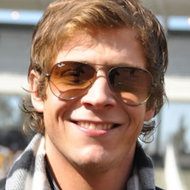 Gaston Dalmau, 40 (Soap Opera Acteur)