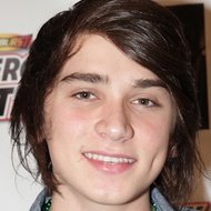 Gavyn Bailey, 27 (流行歌手)