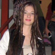 Genevieve Buechner, 33 (電視女演員)