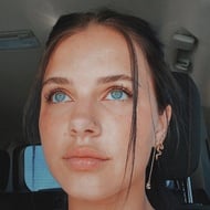 Genevieve Haarlow, 23 (TikTok Star)