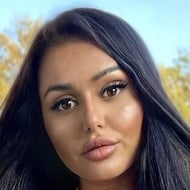 Gerta Shino, 34 (Instagram Star)