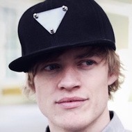 GexpGaminG, 33 (YouTube Star)