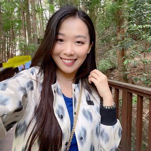 Giannie Lee, 55 (Instagram Star)