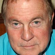 Gil Gerard, 82 (電視演員)