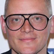 Giles Deacon, 55 (Styliste modéliste)
