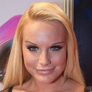 Gina Lohfink, 39 (模特)