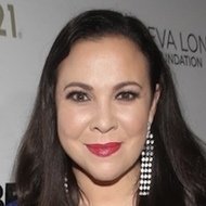 Gloria Kellett, 50 (编剧)