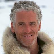Gordon Buchanan, 53 (Ведущий телешоу)