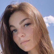 Grace Boor, 23 (TikTok明星)