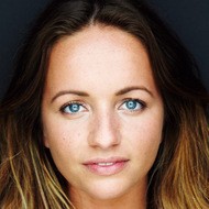 Grace Palmer, 30 (肥皂劇女演員)