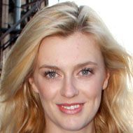 Gracie Otto, 38 (Directeur)