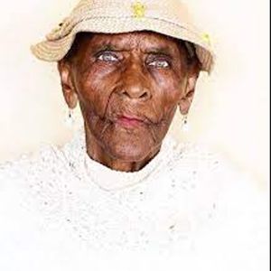 Grandma Daisy (1925 - 2020) (Instagram Star)