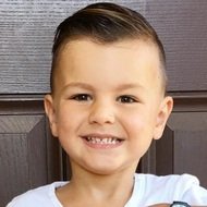 Grey Wixom, 12 (Instagram明星)