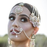 Gurnaz, 23 (TikTok Star)