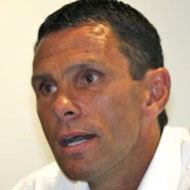 Gus Poyet, 56 (Giocatore di calcio)