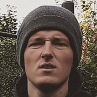 Gustavs Strazdins, 33 (音樂製作人)