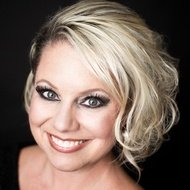 Gwen Hartley, 49 (Blogger)