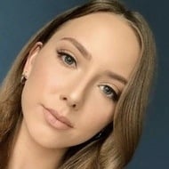 Hailie Scott, 28 (Instagram Star)