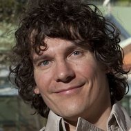 Hakan Hellström, 51 (流行歌手)