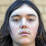 Hal Cumpston, 26 (电视演员)