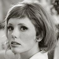 Haley Bonar, 42 (摇滚歌手)