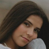 Halle Pitman, 19 (TikTok Star)