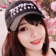 Hana Dinh, 34 (Instagram明星)