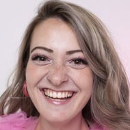 Hannah Collins, 28 (Rock Singer)