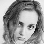Hannah Linderman, 28 (模特)