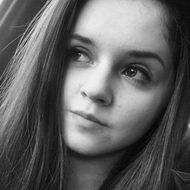 Hannah Moncur, 21 (電視女演員)