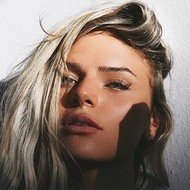 Hannah Sanders, 27 (Instagram Star)