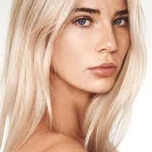 Hannah Thomas, 23 (Instagram明星)