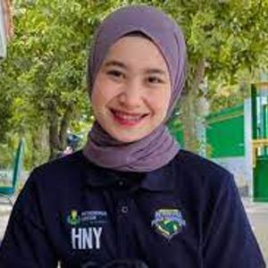 Hany Budiarti, 29 (Volleyball Player)