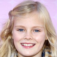 Harley Graham, 22 (TV Actress)