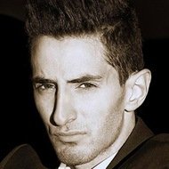 Harout Arthur, 34 (Entrepreneur)