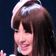 Haruna Kojima, 35 (Cantor Pop)