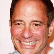 Harvey Levin, 73 (Unternehmer)