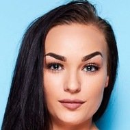 Hayley Fanshaw, 26 (Reality Star)