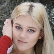 Hayley Ihde, 21 (Звезда Youtube)