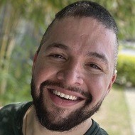 Héctor Leal, 35 (YouTube明星)