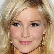 Helen Skelton, 40 (电视节目主持人)