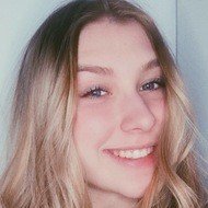 Helena Bruder, 21 (TikTok明星)